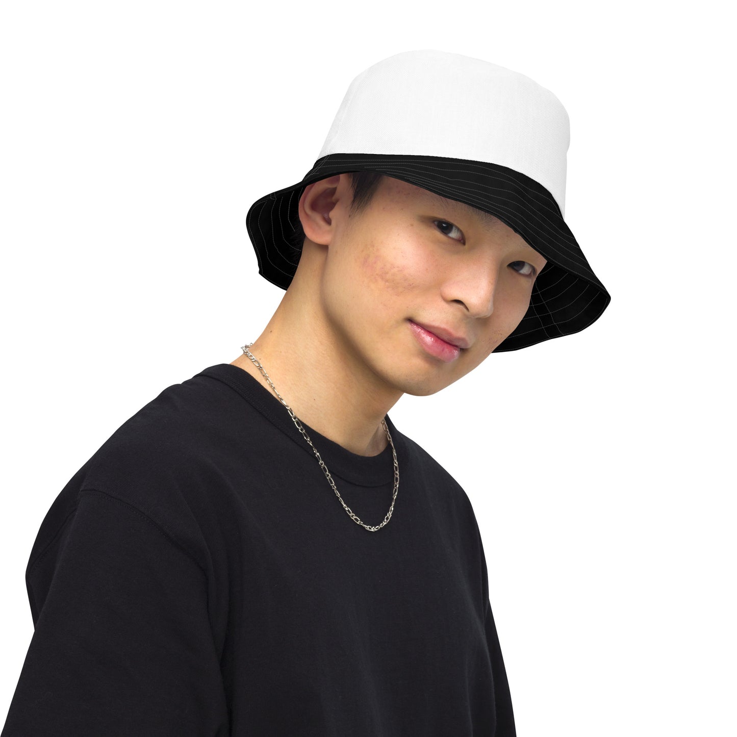 Reversible bucket hat