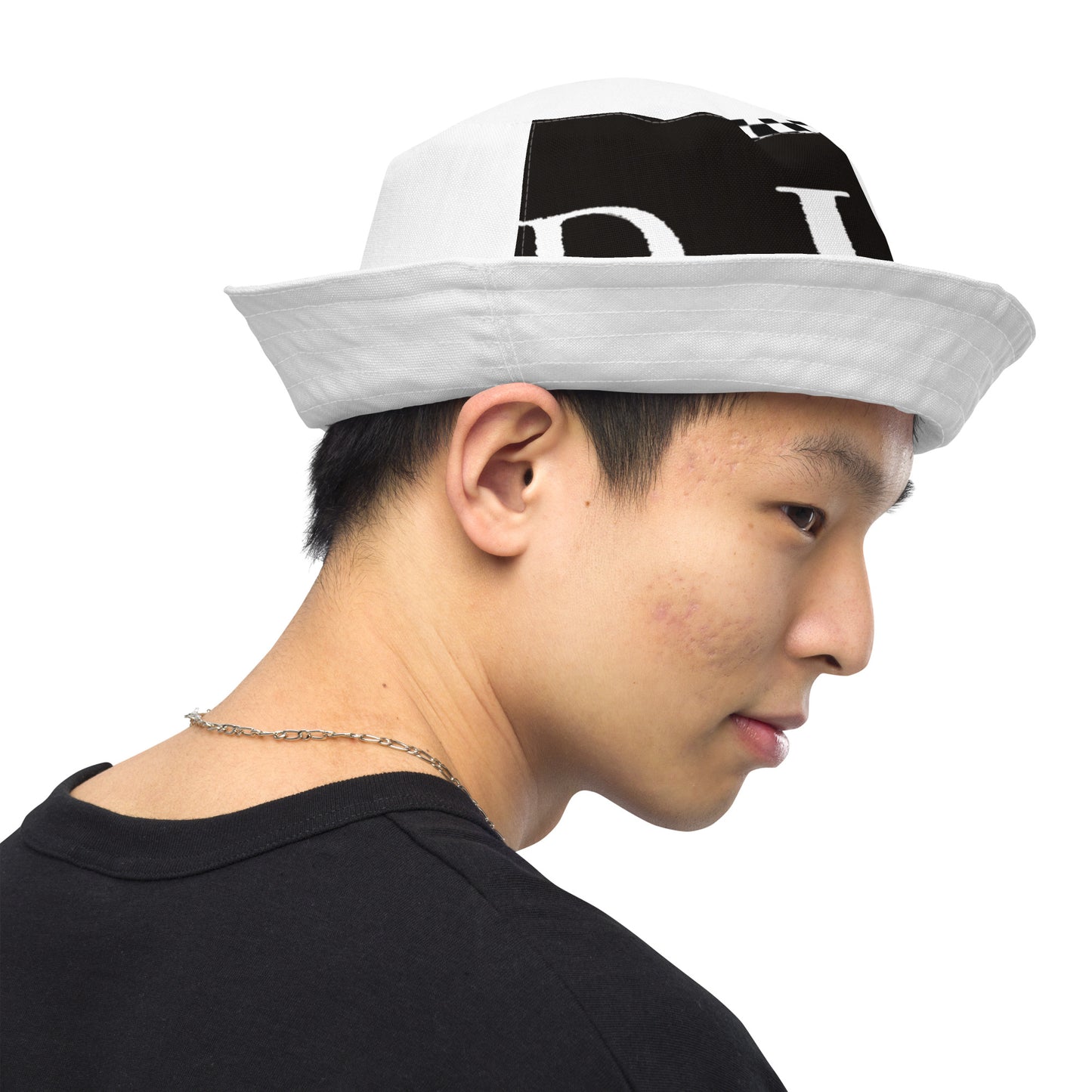 1 B/W Reversible bucket hat