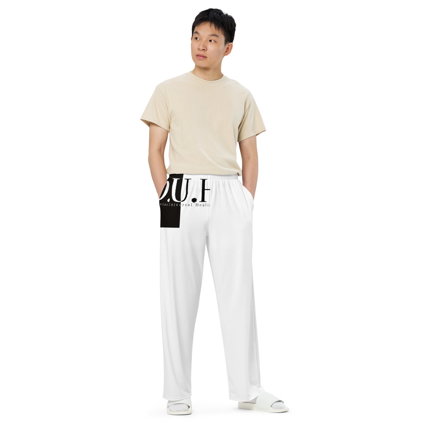1 B/W All-over print wide-leg pants