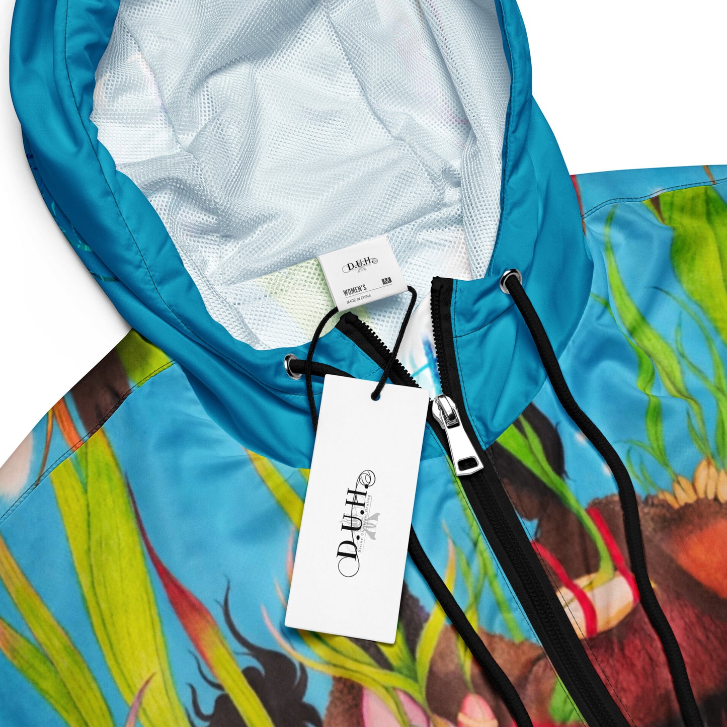6 Women’s cropped windbreaker